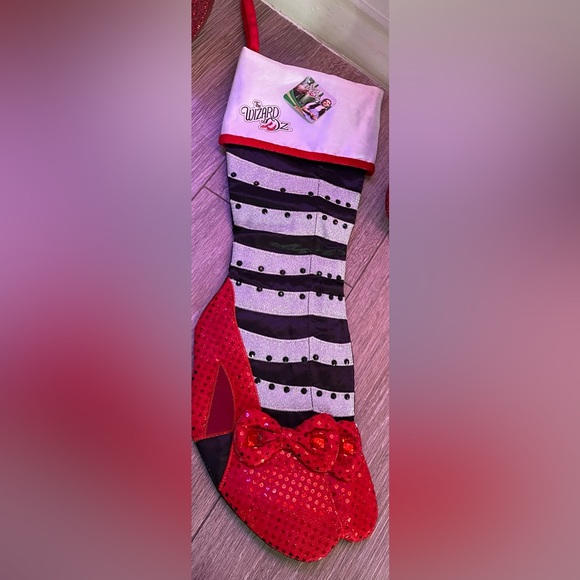 NWT 🌈👠🌪️Wizard of OZ Christmas 🎄 Stocking… (Dansko shoes not included) - Picture 2 of 5